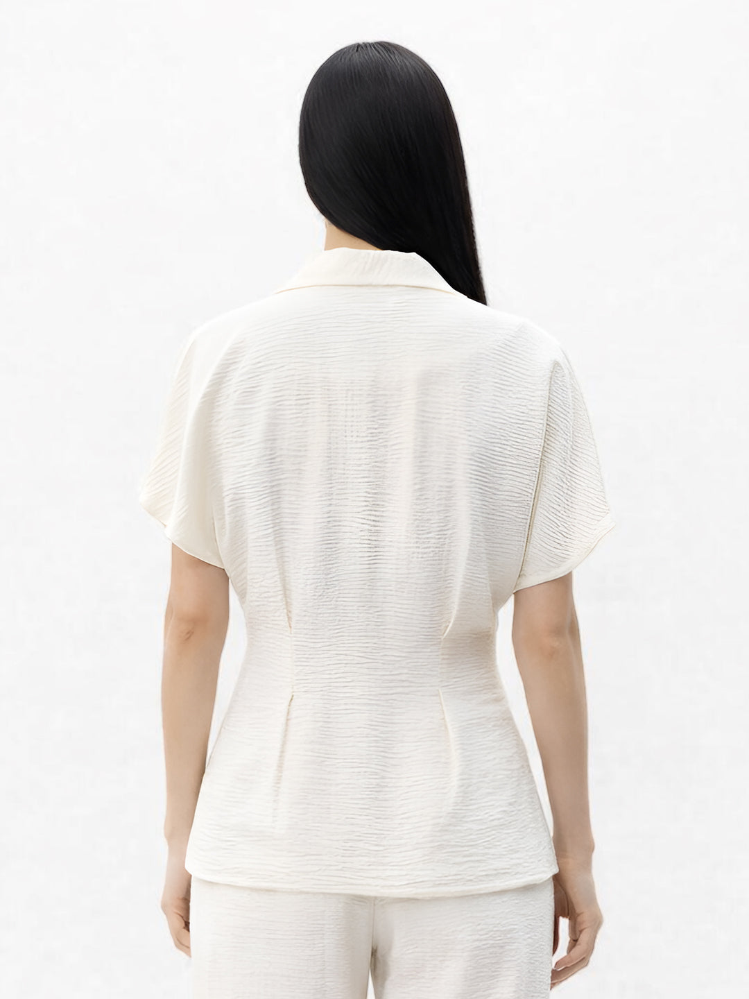 Off White Solid Short sleeve Collar Neck Fitted Top