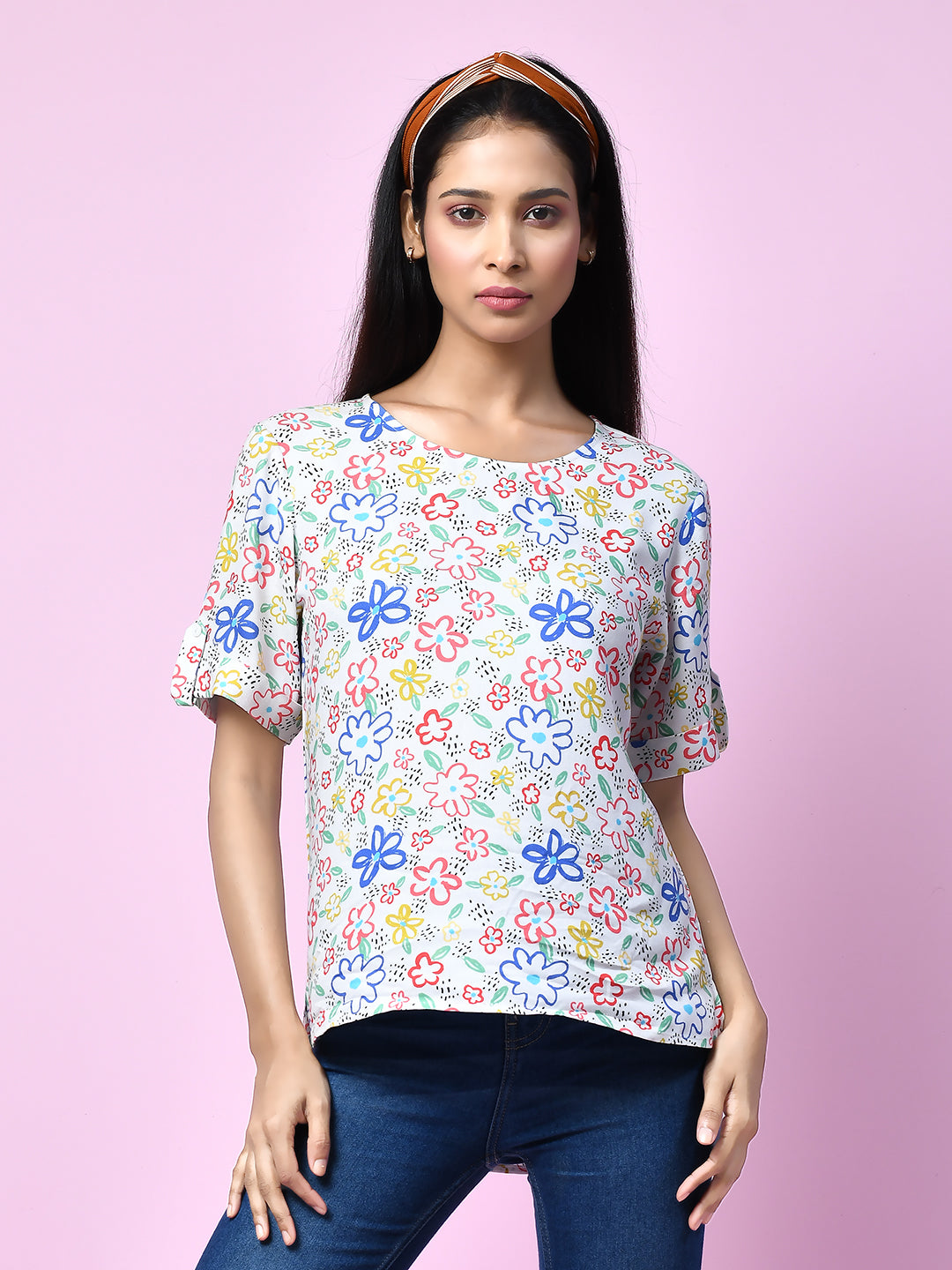 White_Quirky_Printed_Regular_Top_for_Women_T07003_2