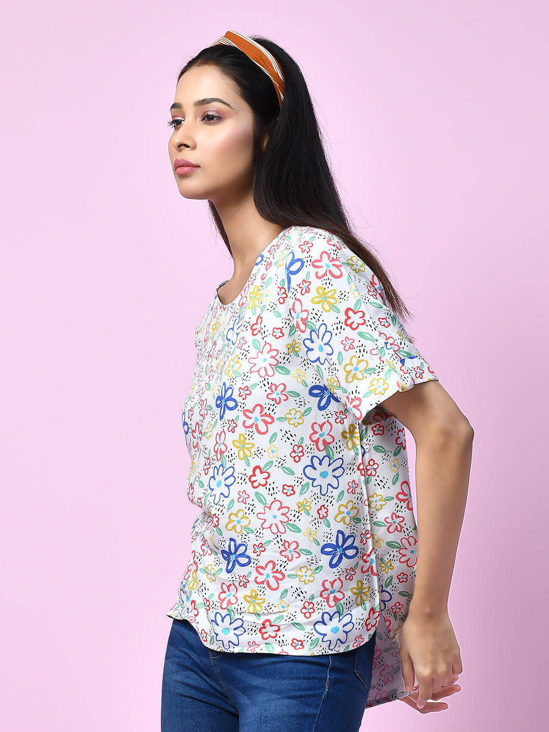 White_Quirky_Printed_Regular_Top_for_Women_T07003_3