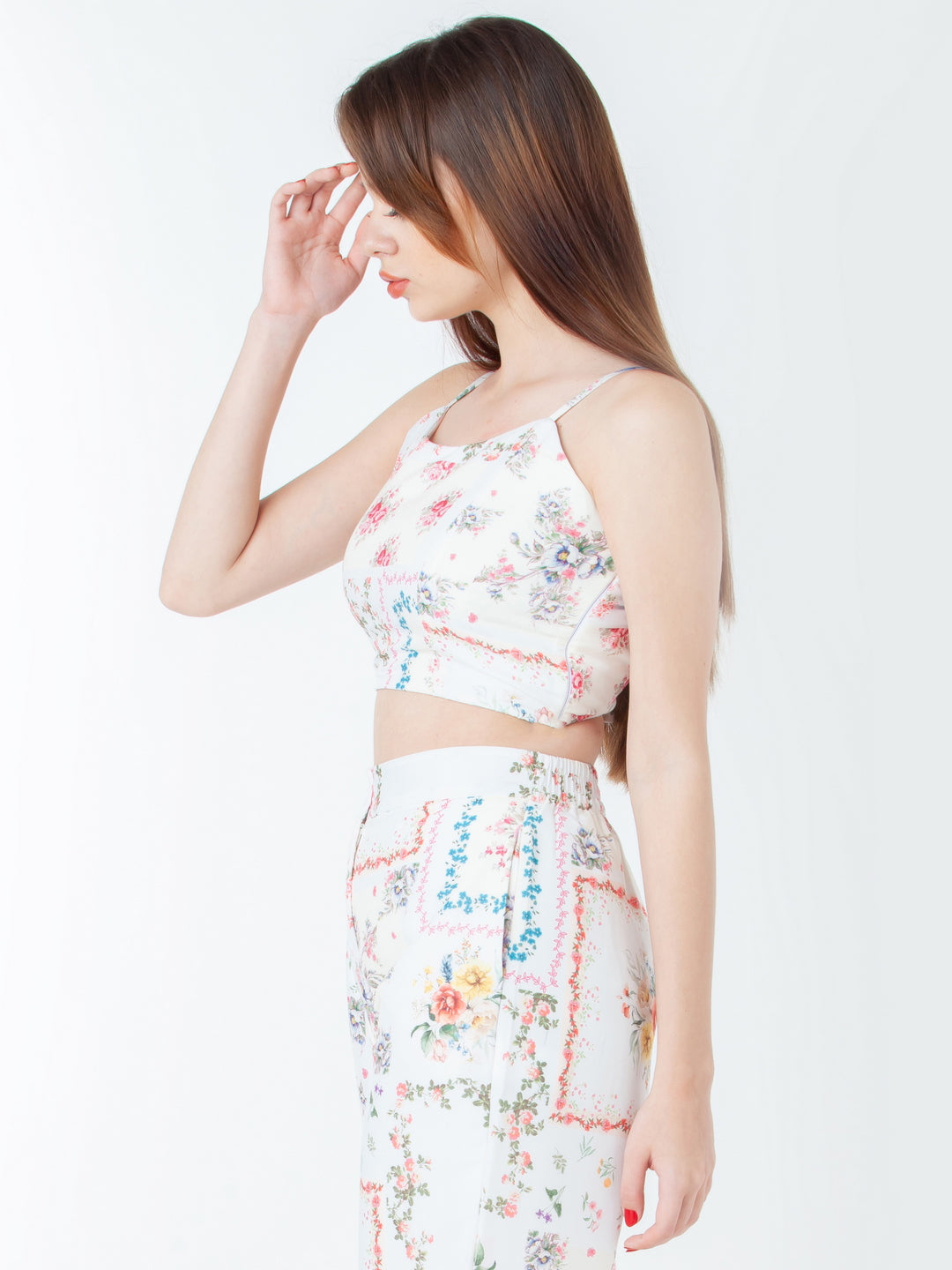 White-Printed-Fitted-Top-T09008_3