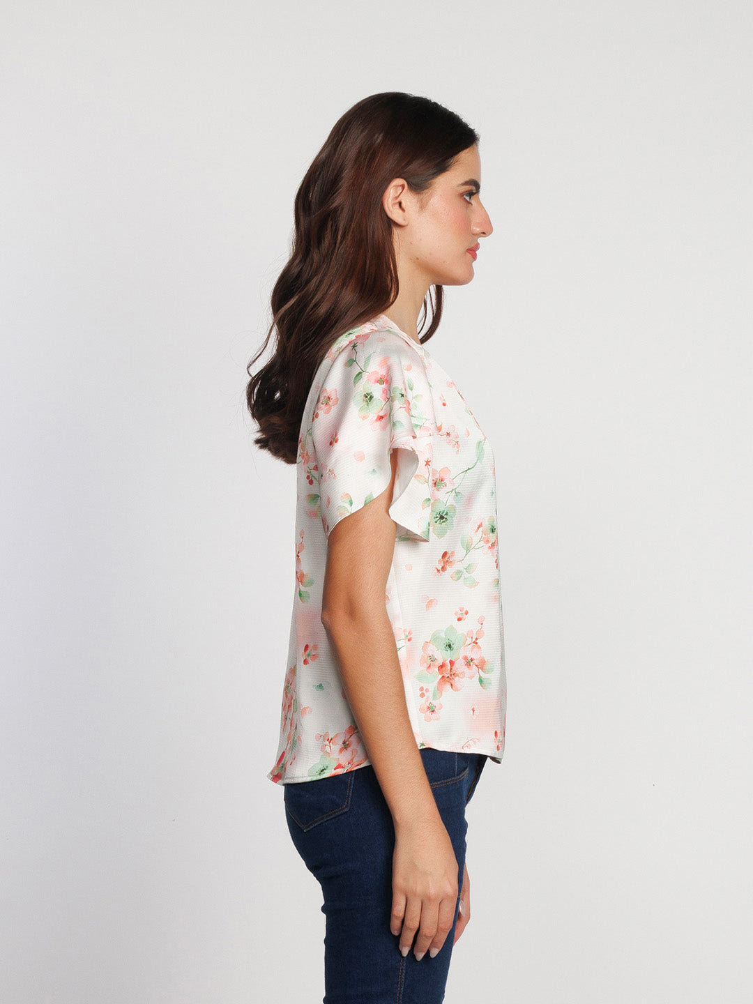 White-Floral-Printed-Regular-Top-T09037-3