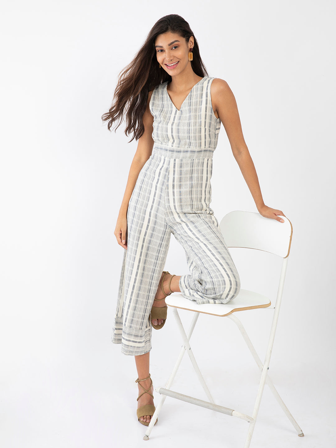 Off White Self Design Regular Jumpsuit