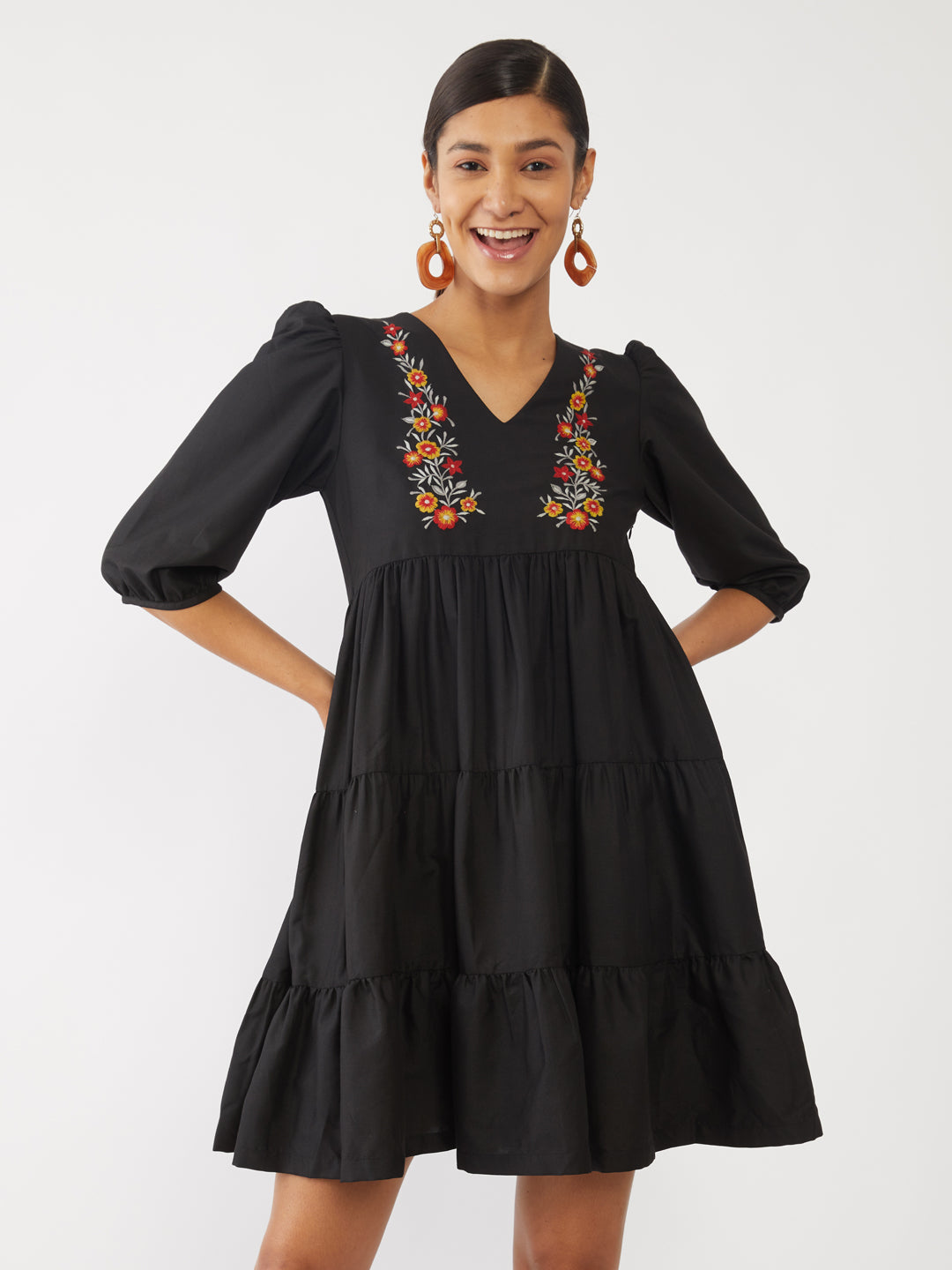 Black Solid Tiered Short Dress