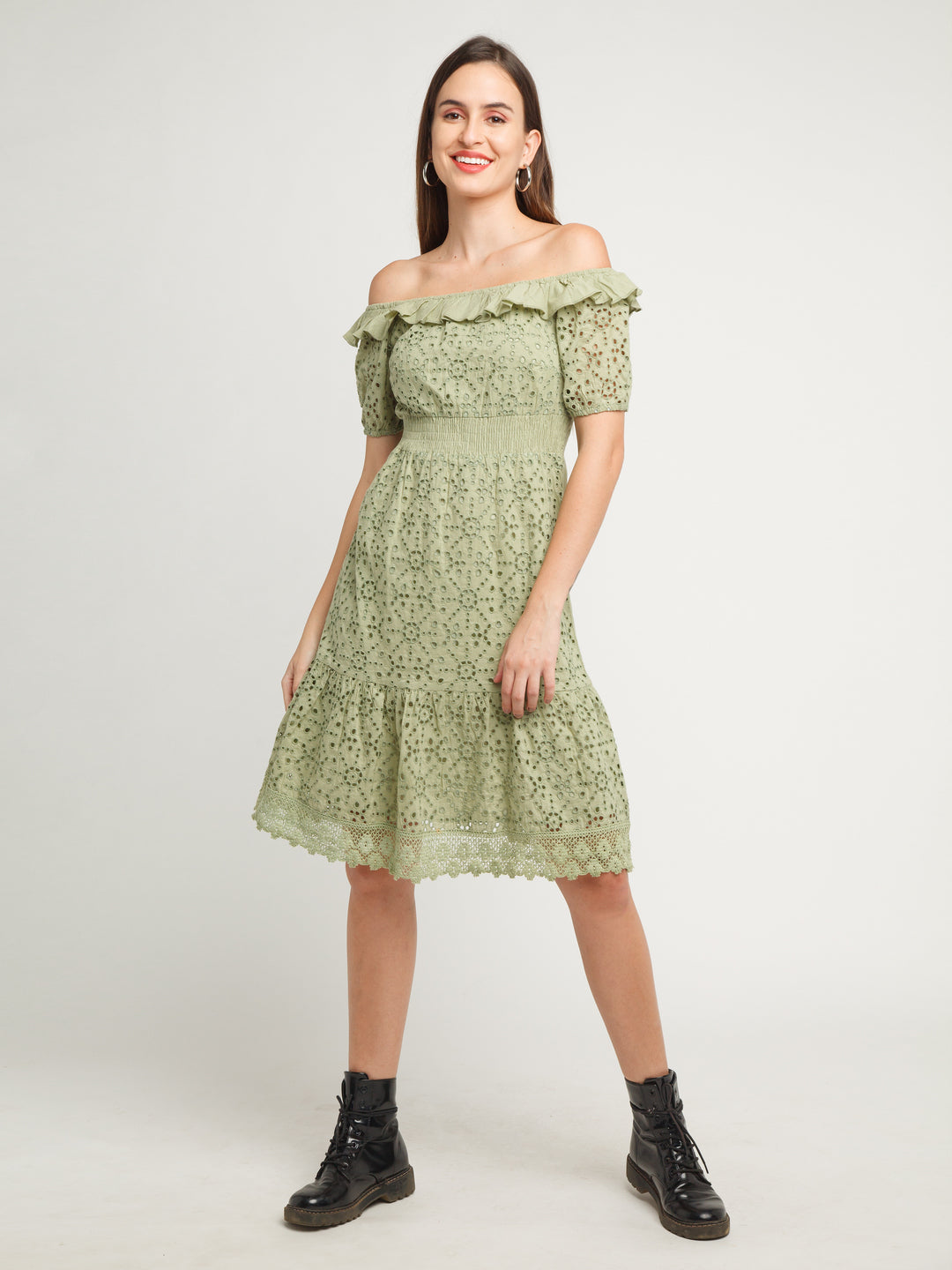 Green Solid Regular Midi Dress