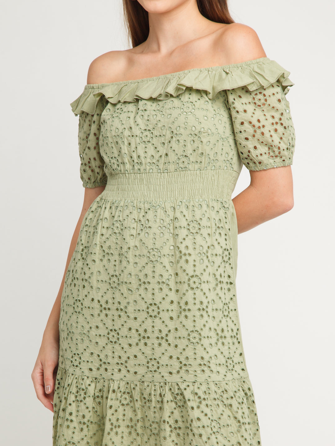 Green Solid Regular Midi Dress