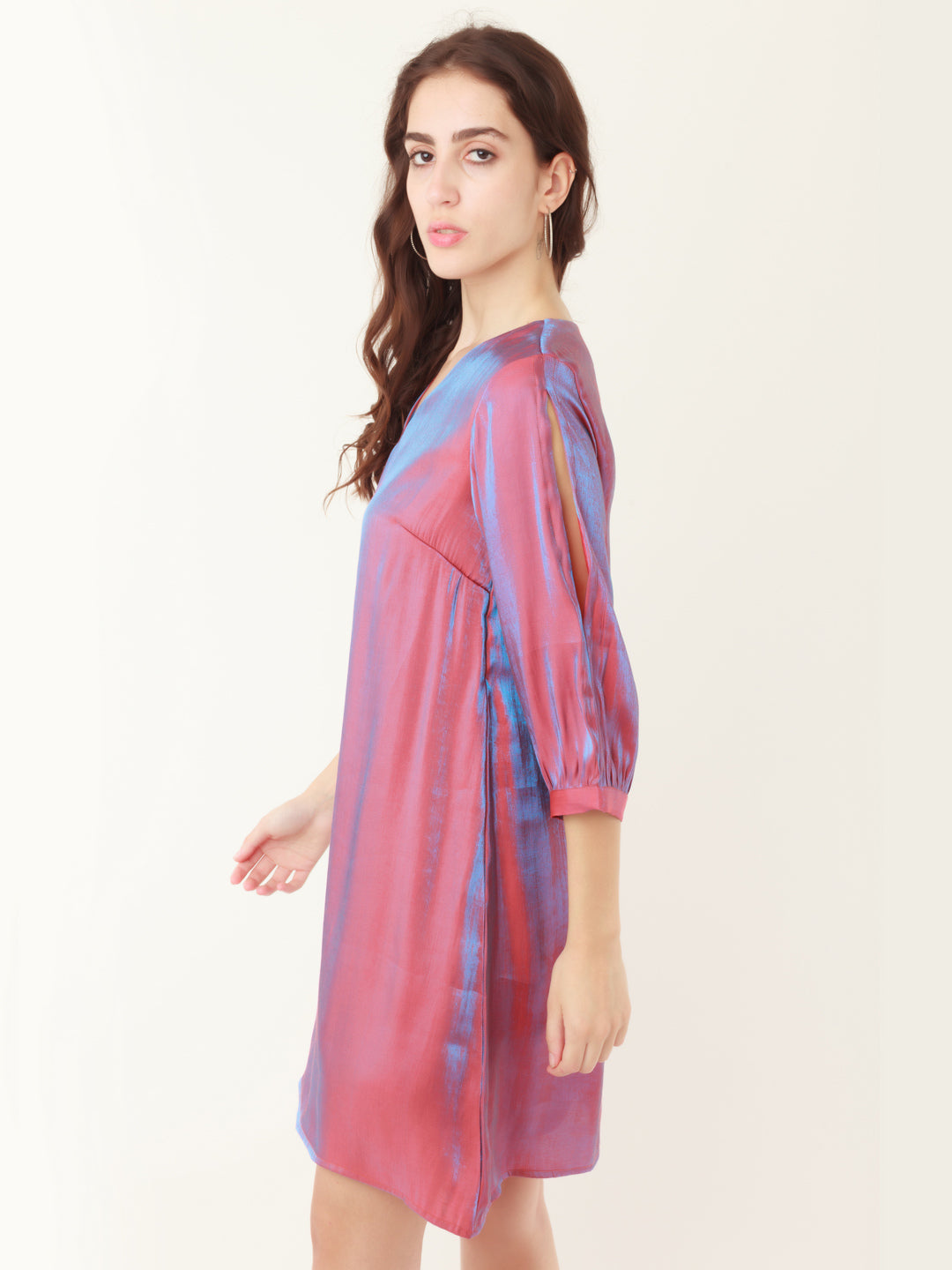 Red Solid Slit Sleeve Short Dress