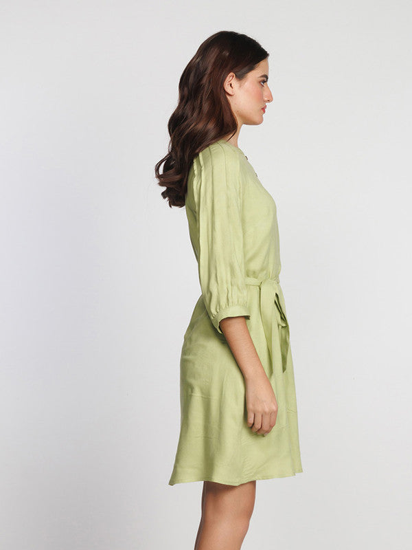 Green-Solid-Above-Knee-Dress-3