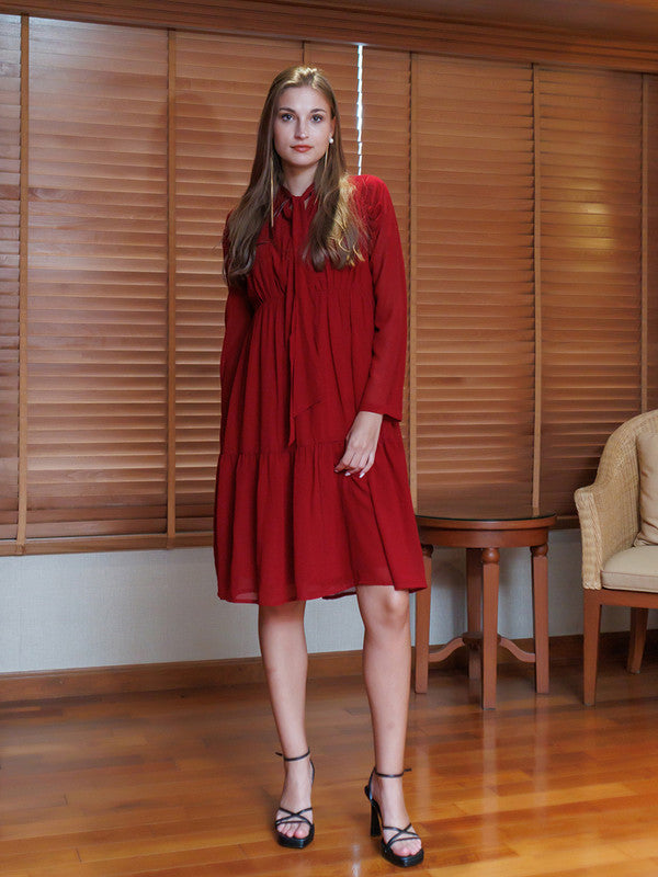 Red Solid Flared Knee-Length Dress-5