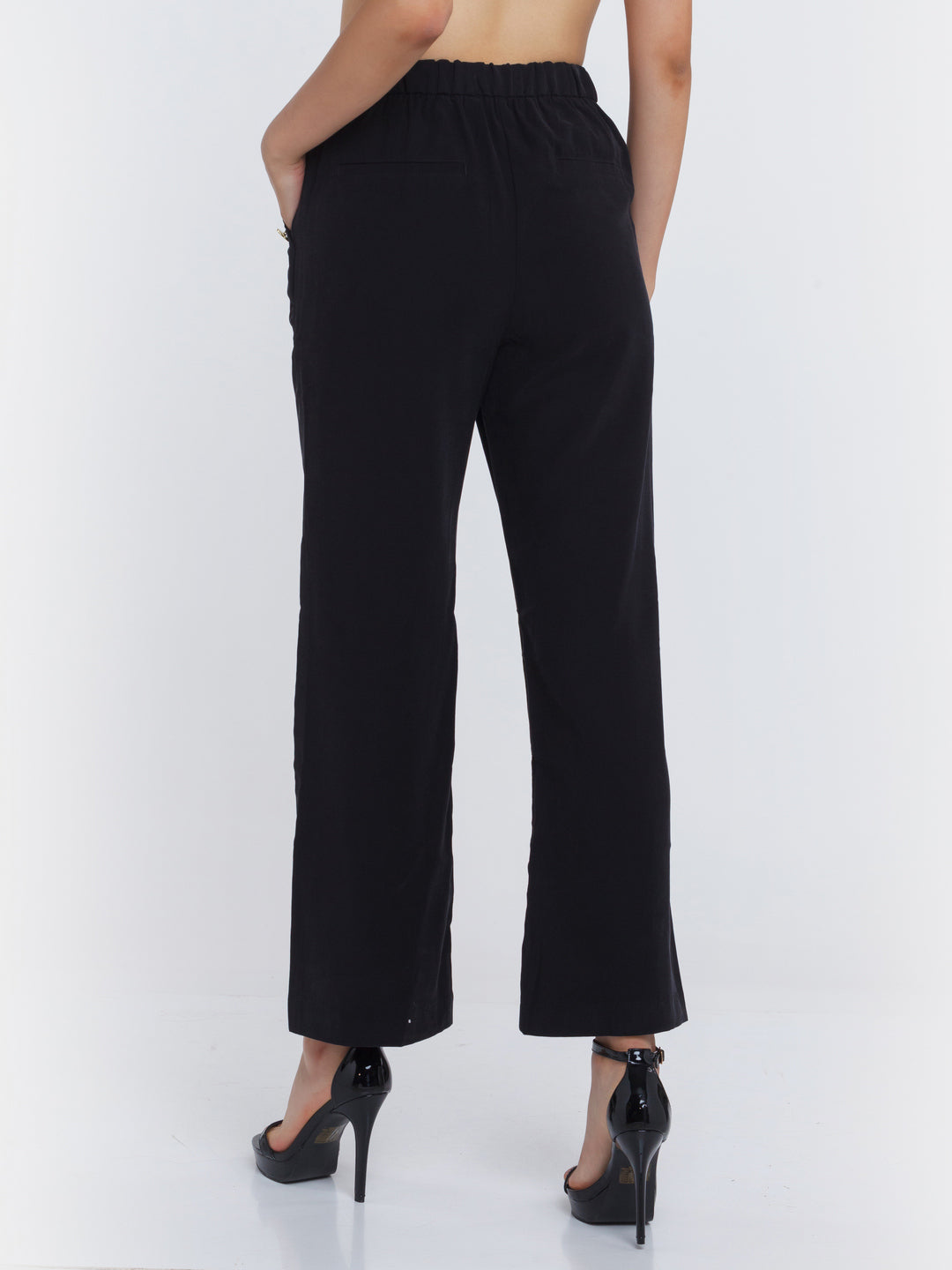 Black Solid Wide Leg Trouser