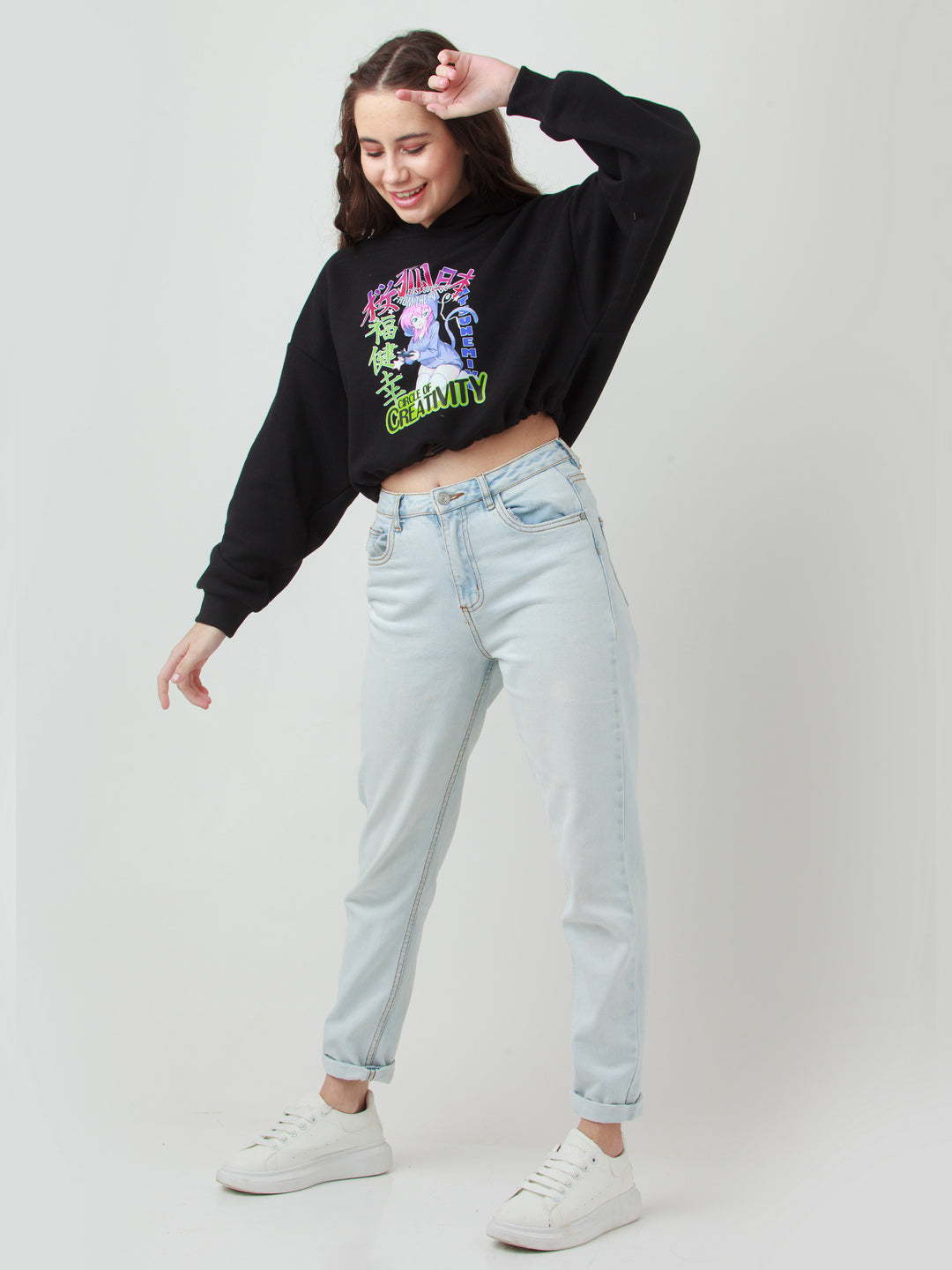 Black Solid Cropped Sweatshirt