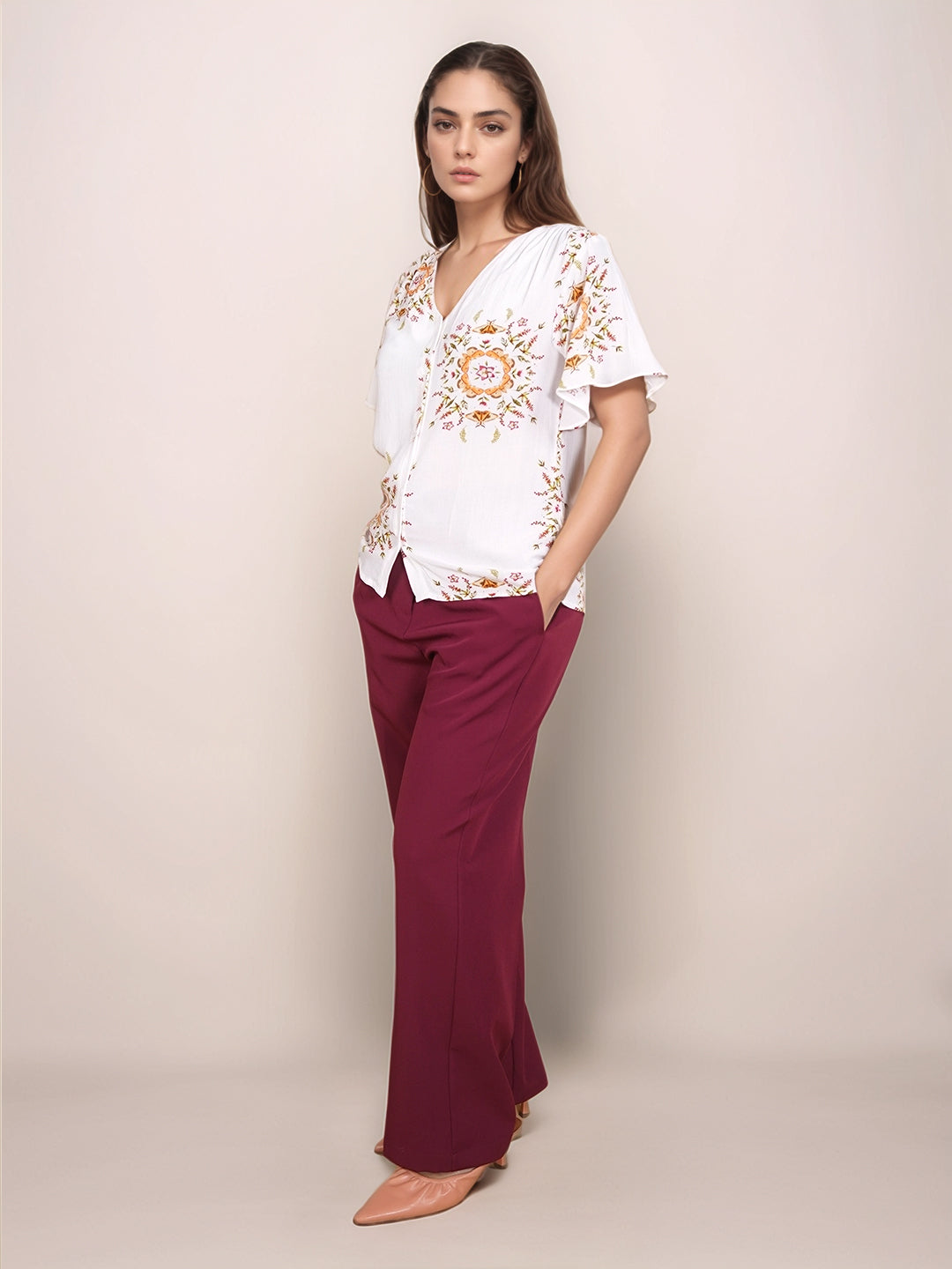 T09295_112-White_1