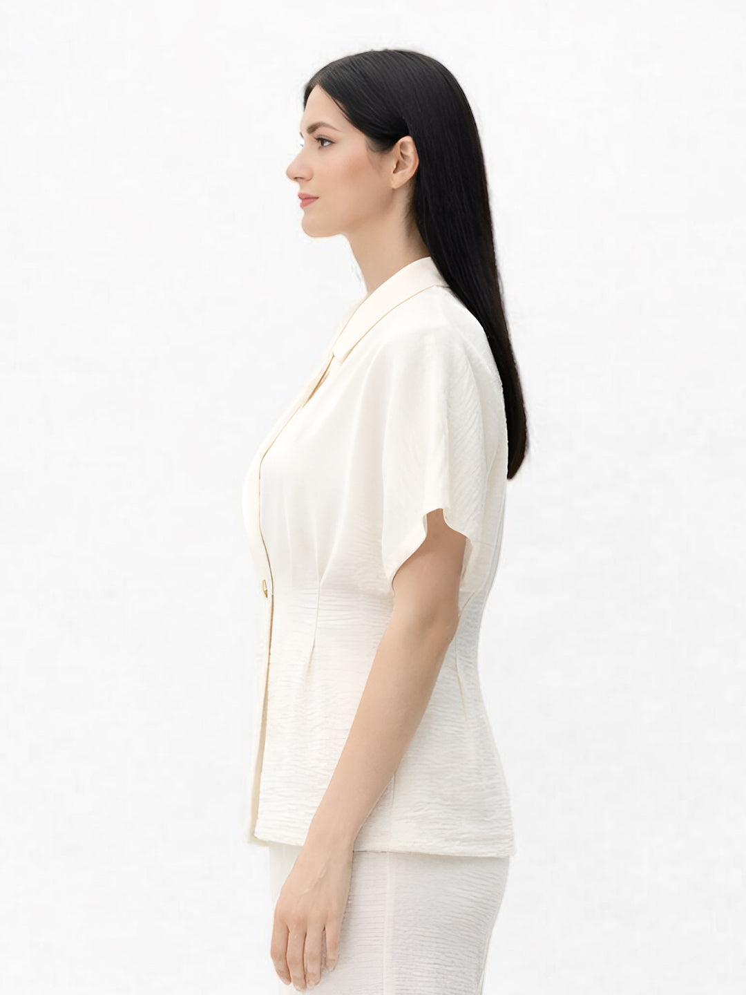 Off White Solid Short sleeve Collar Neck Fitted   Top