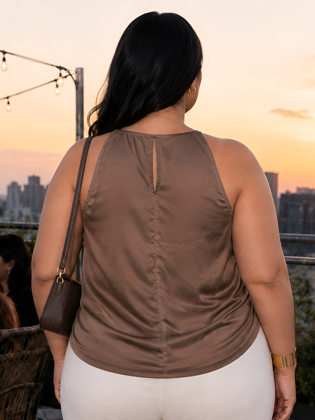 TOP00749-C02_4