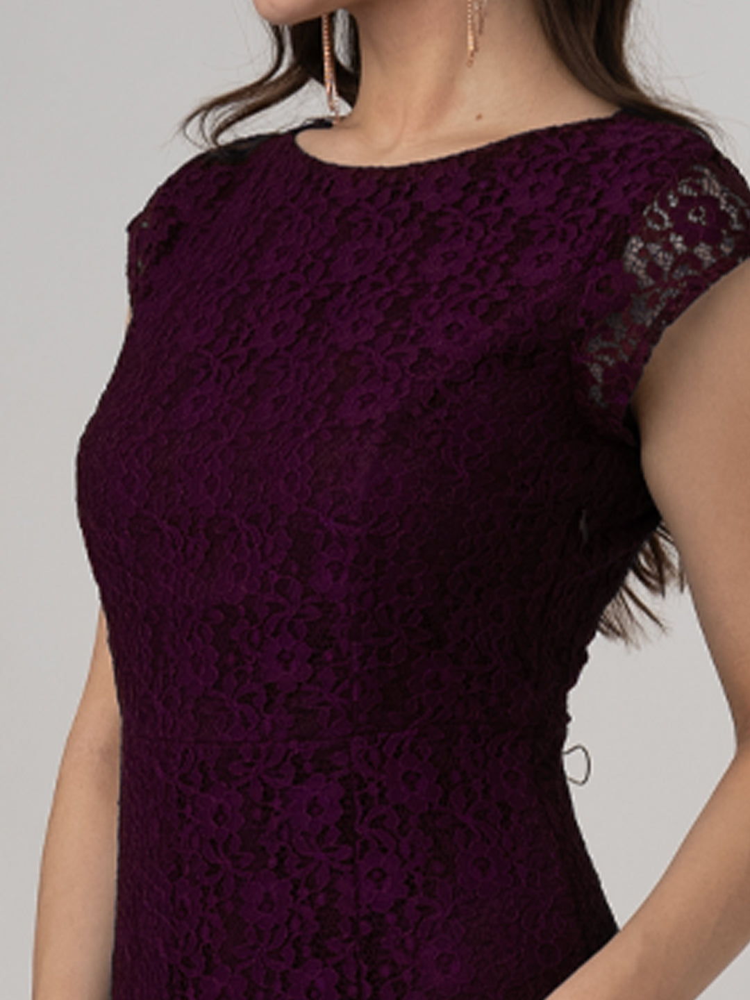 Wine Colored Lace Round Neck Midi