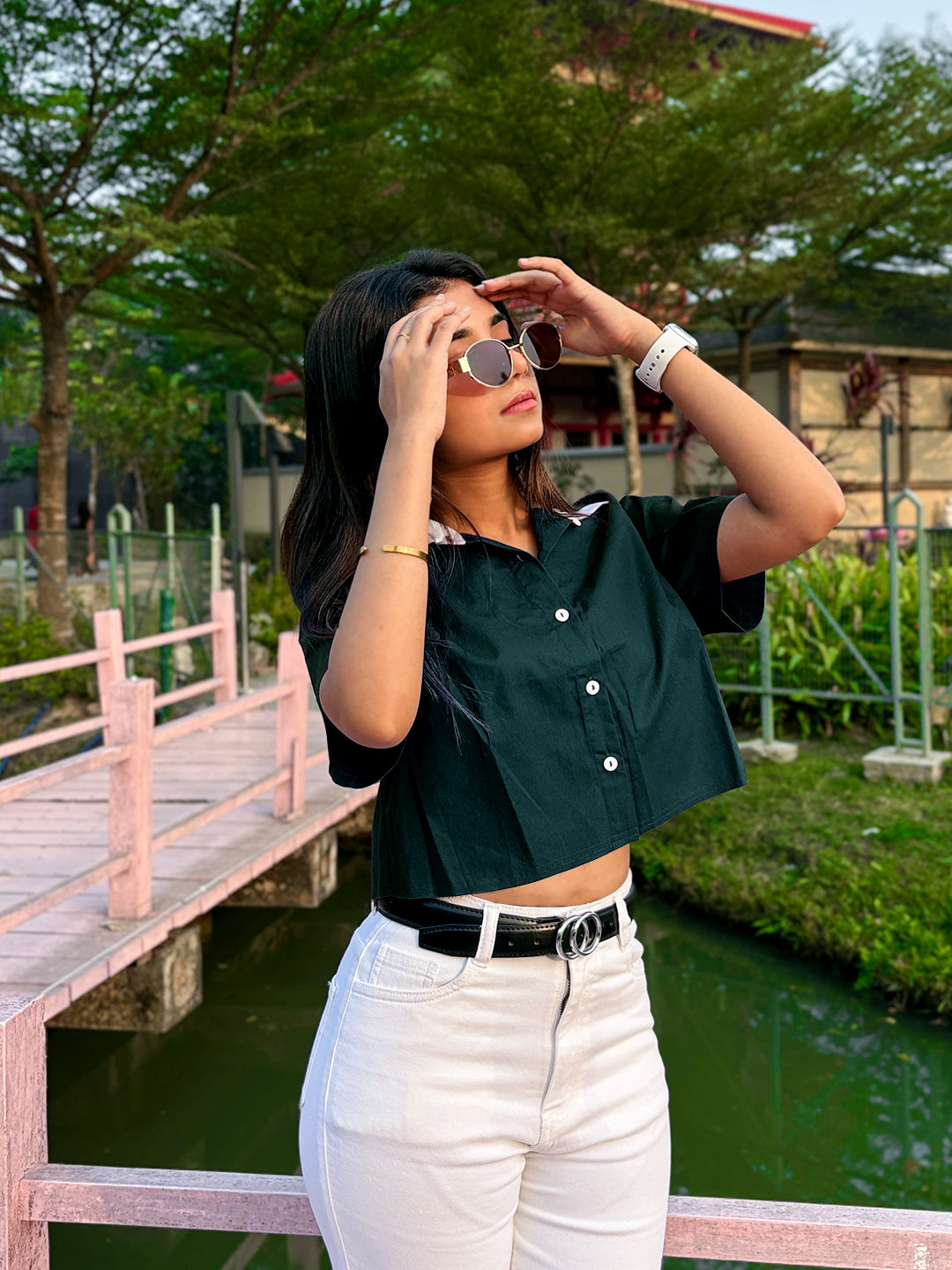 Dark Green Solid Short Sleeves Shirt