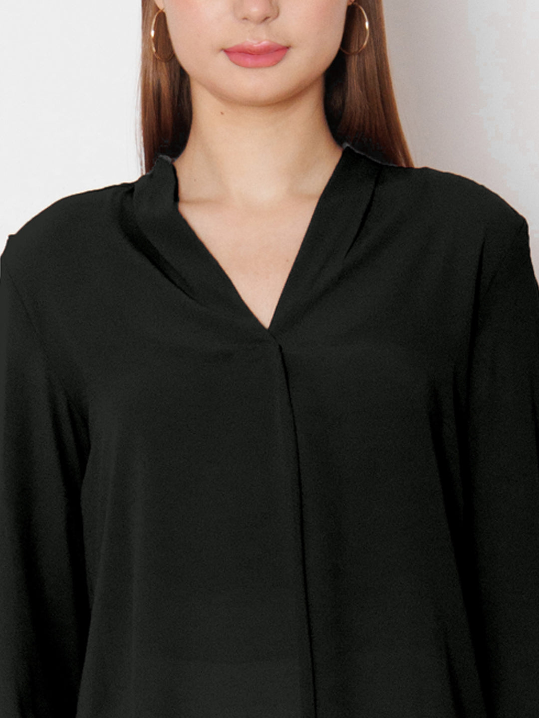 Black Solid Straight Fit Top