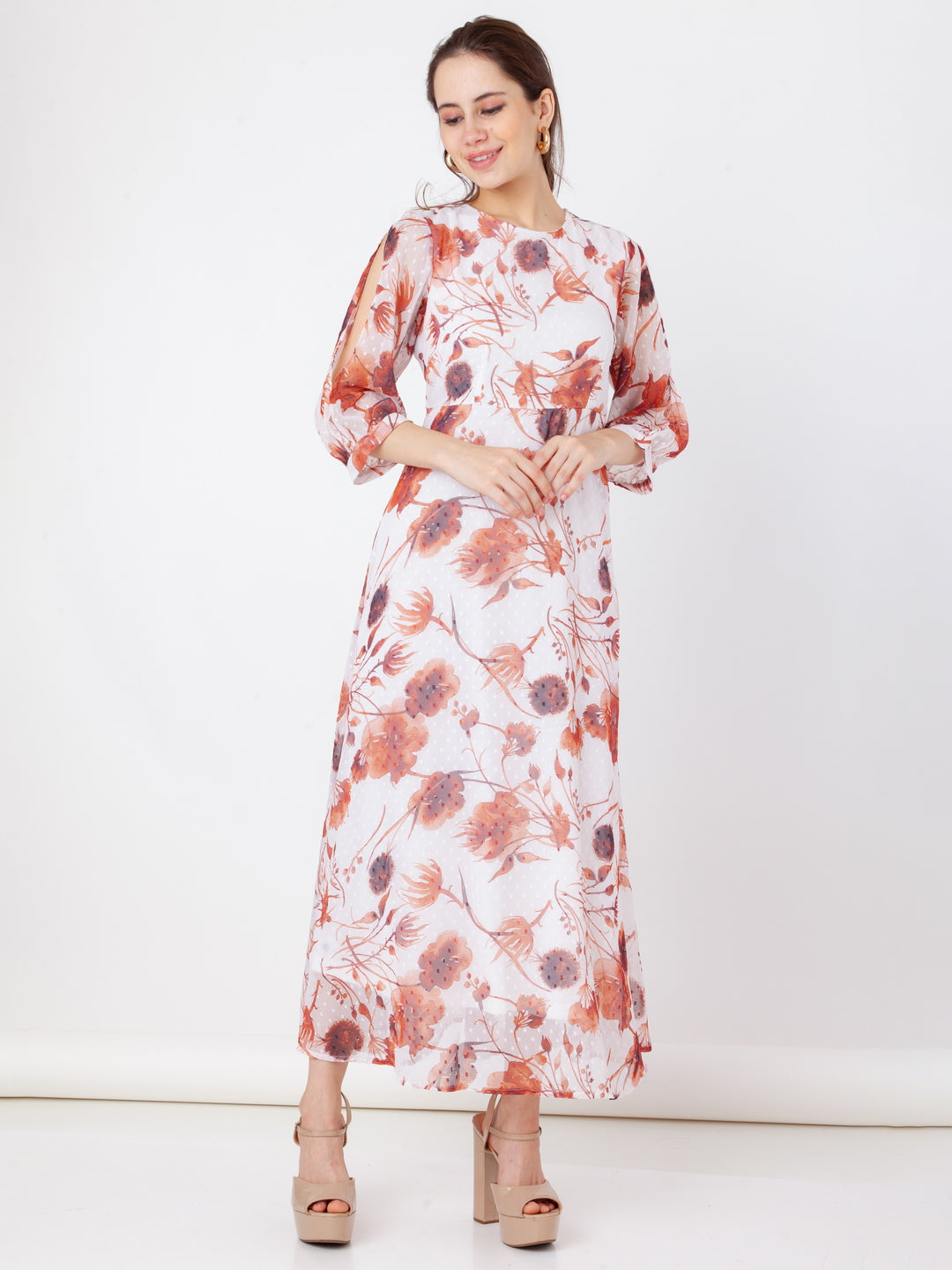 Off_White_Printed_Regular_Maxi_Dress_1