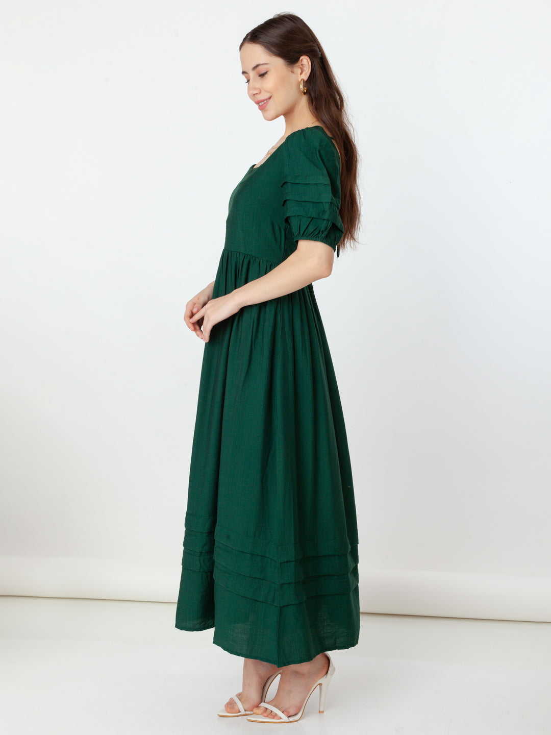 Green_Solid_Regular_Maxi_Dress_3