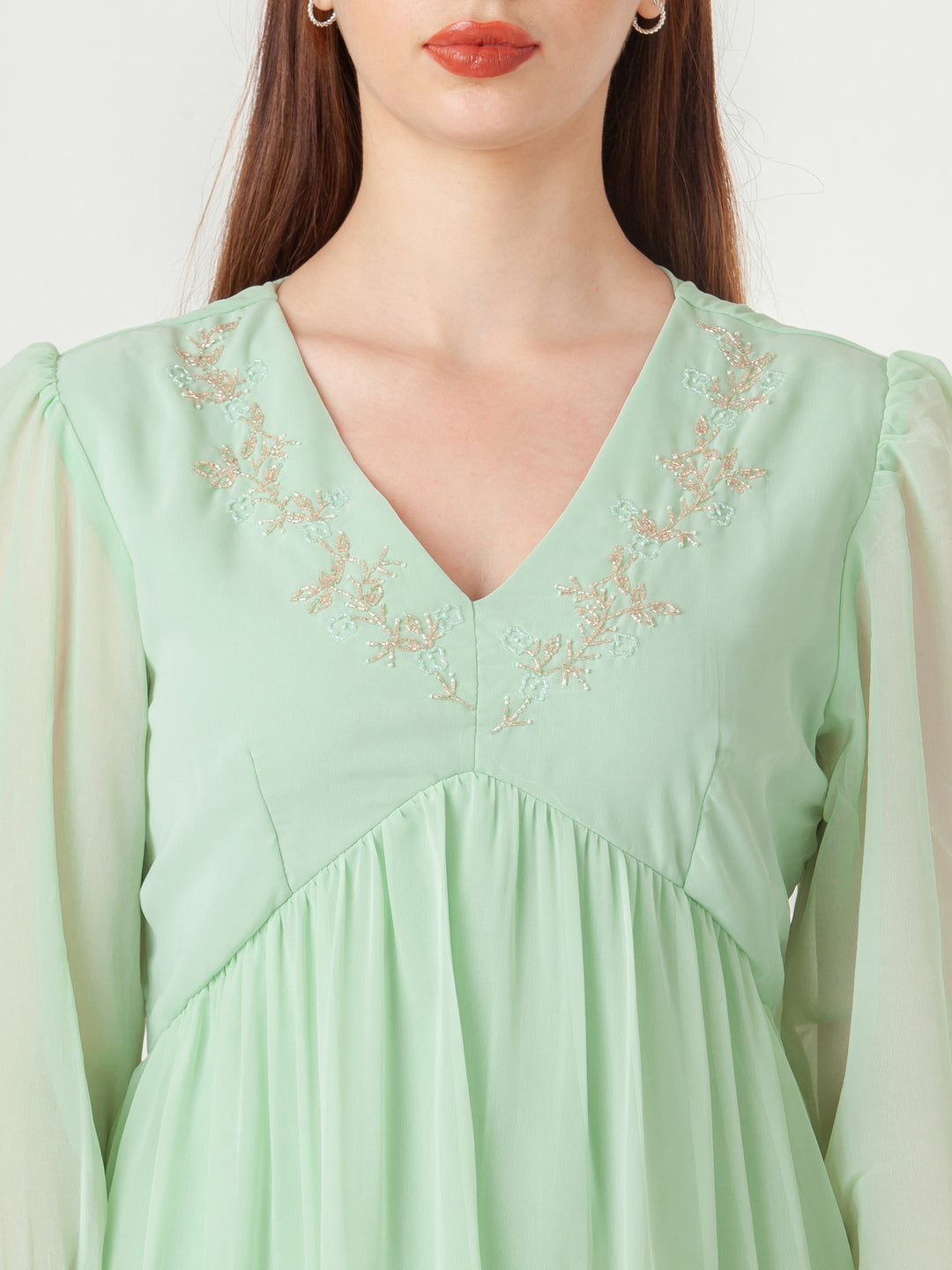 Green-Embroidered-Flared-Midi-Dress-D06106_6