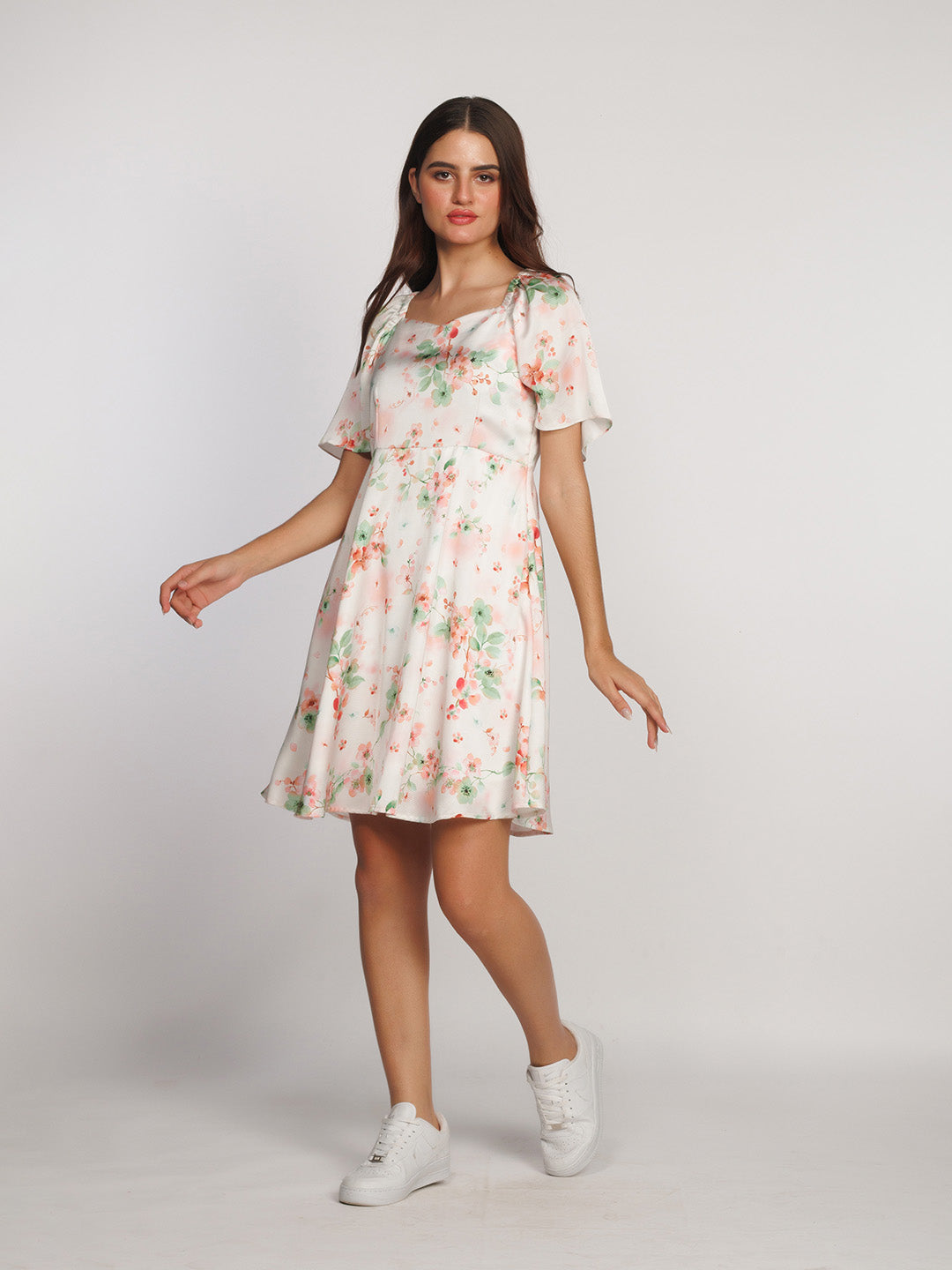 White-Floral-Printed-Regular-Short-Dress-D08036-1