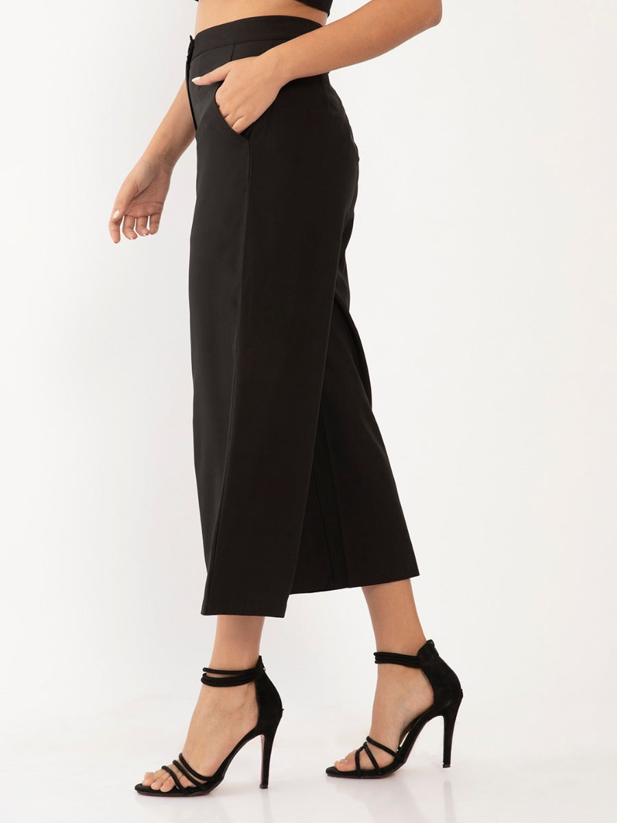 Black Solid Wide Leg Trouser