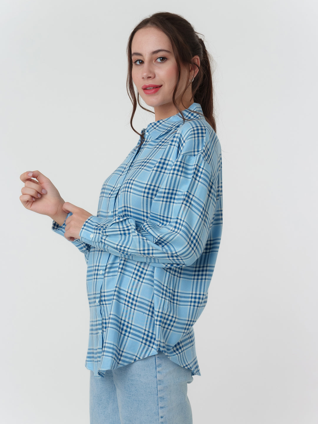 Blue_Checked_Oversized_Shirt_T07024_3