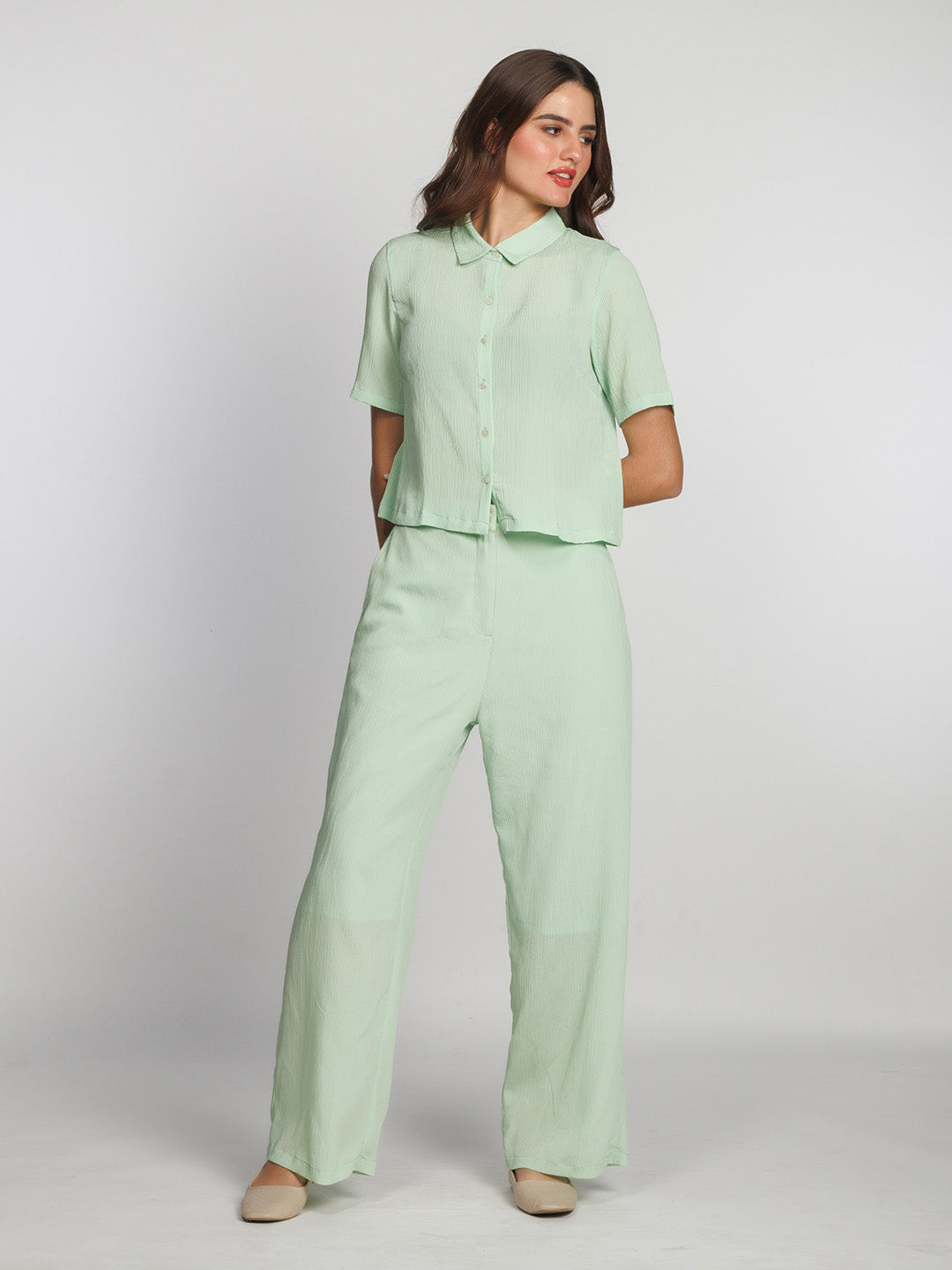 Green-Solid-Crop-Shirt-T09042-1