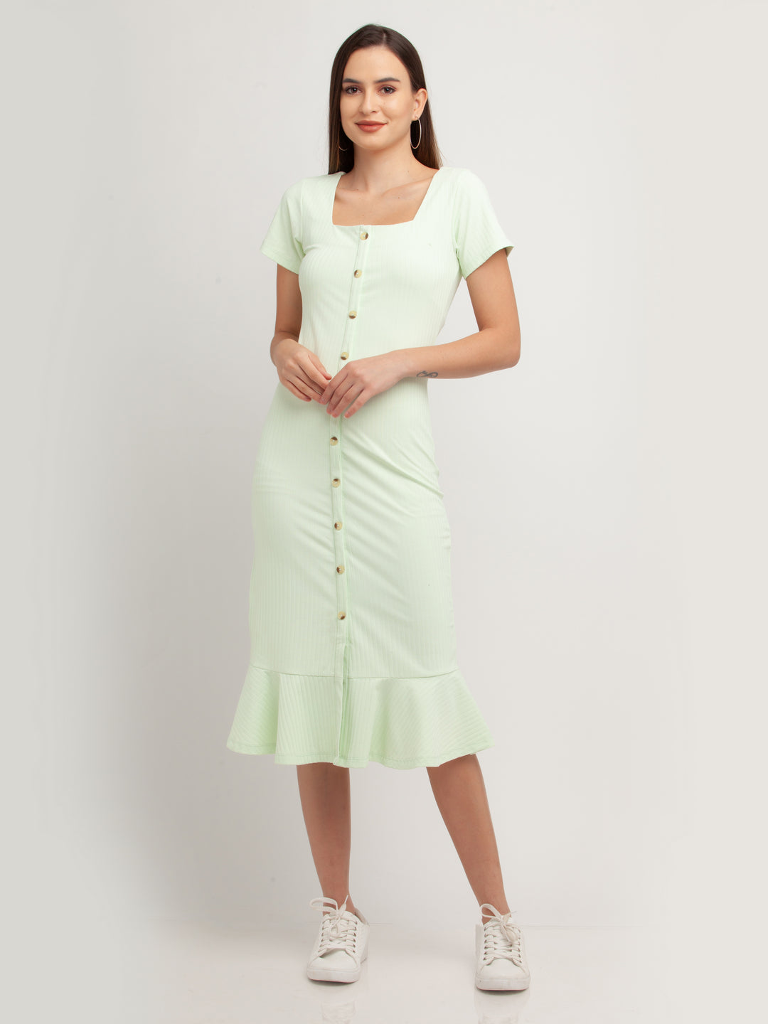 Green Solid Short Sleeves Midi Dress