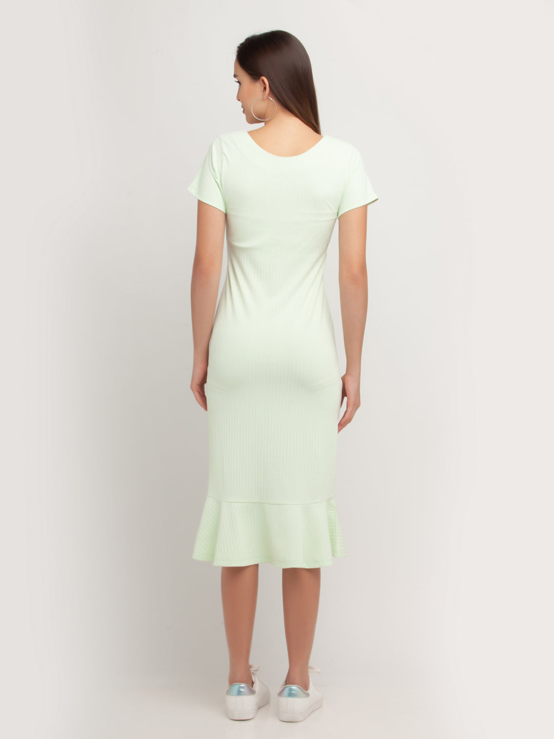 Green Solid Short Sleeves Midi Dress