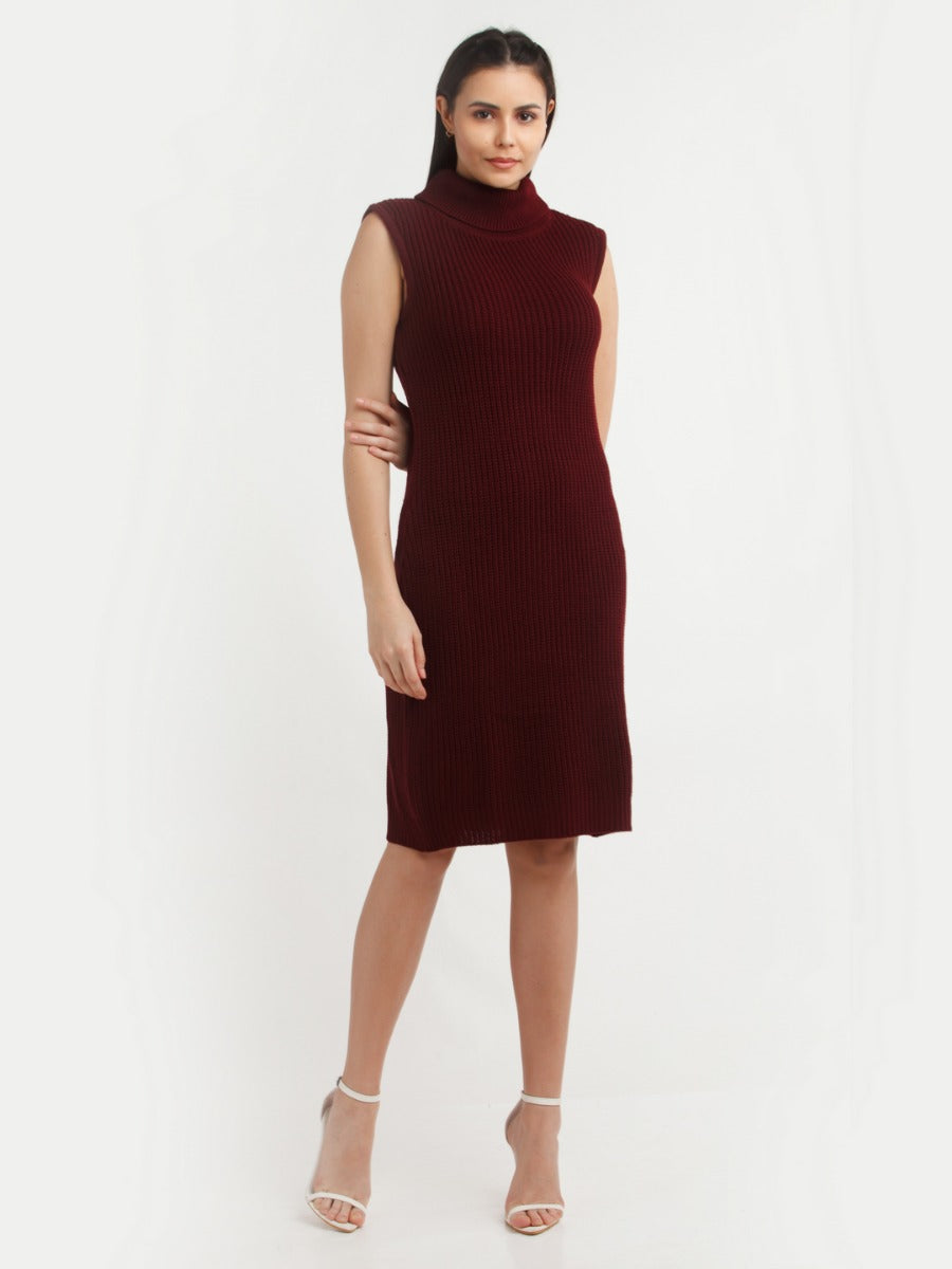 Maroon Solid Midi Dress