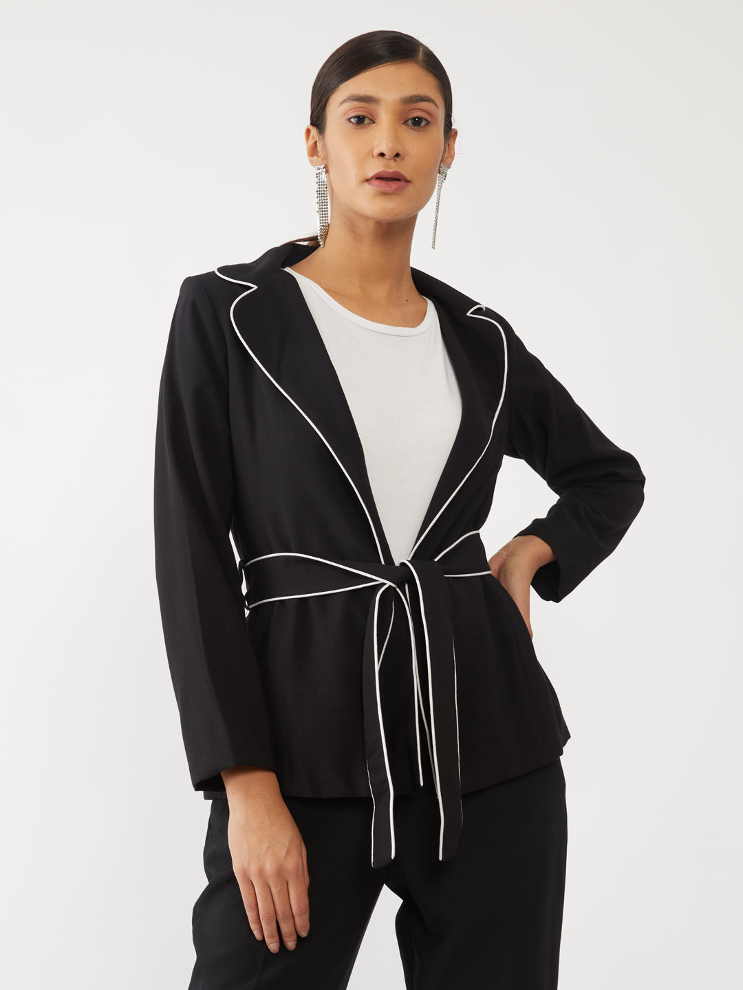 Black Solid Tie-Up Coat