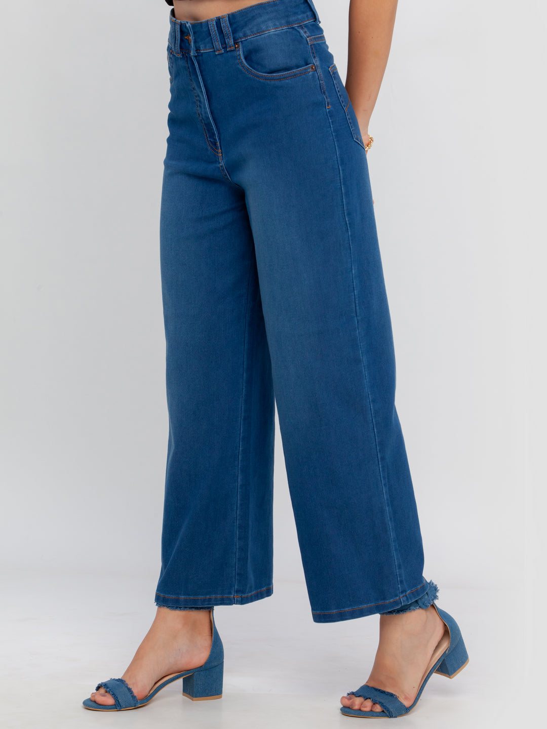 Blue Solid Wide Leg Jeans