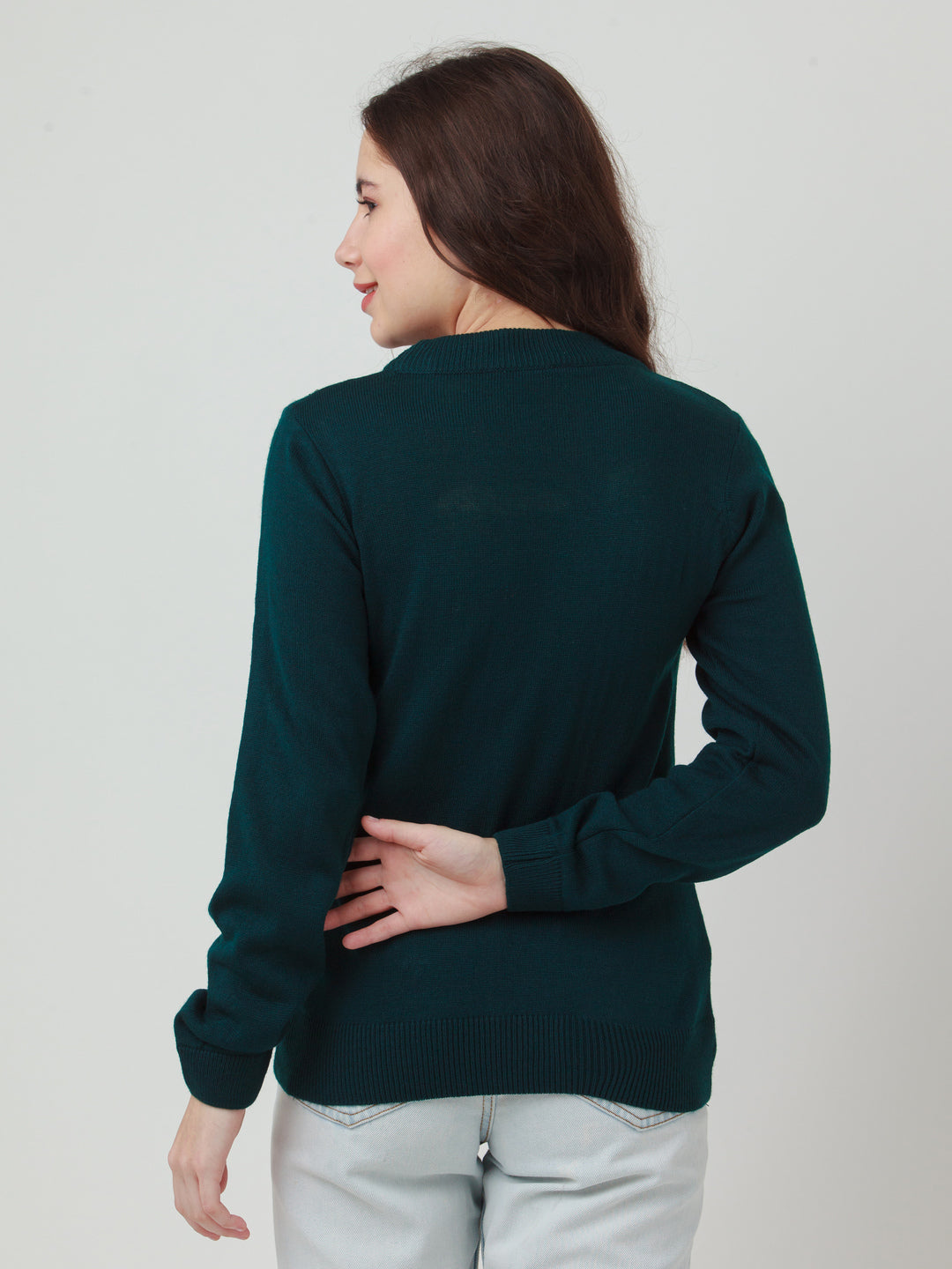 Green Solid Straight Sweater