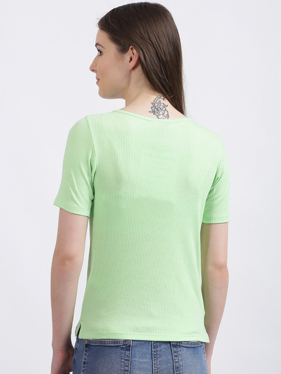 Green Solid Regular T-Shirt