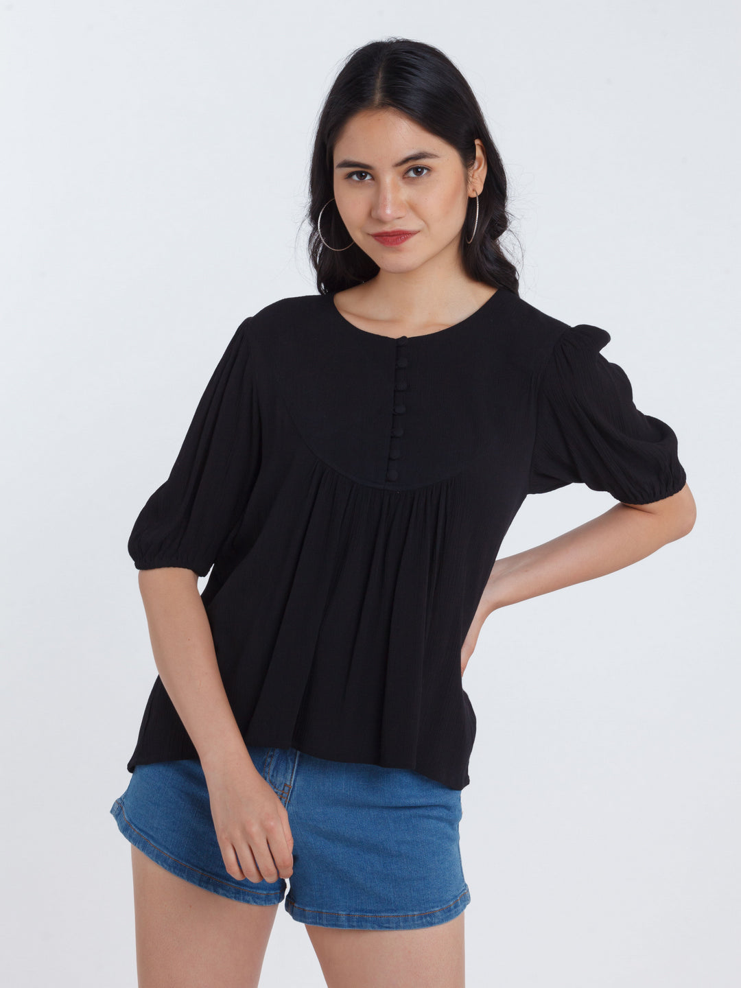 Black Solid Gathered Top